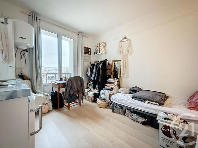 Appartement F1 à vendre - 1 pièce - 13.2 m2 - PARIS - 75018 - ILE-DE-FRANCE - Century 21 Joffrin Immobilier