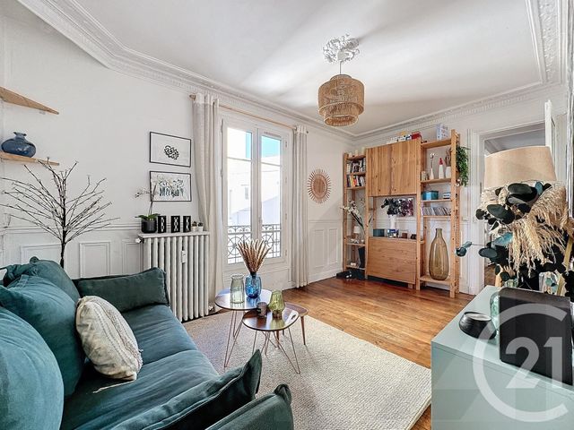 Appartement F2 à vendre - 2 pièces - 41.0 m2 - PARIS - 75018 - ILE-DE-FRANCE - Century 21 Joffrin Immobilier