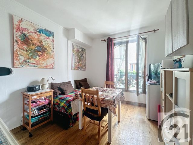 Appartement à vendre - 2 pièces - 23.9 m2 - PARIS - 75018 - ILE-DE-FRANCE - Century 21 Joffrin Immobilier