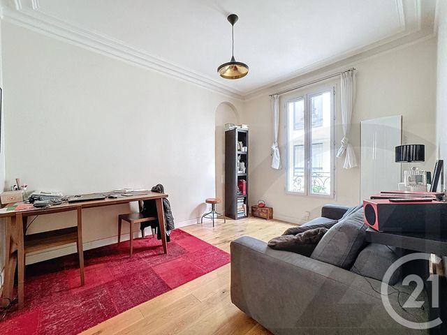 Appartement F2 à vendre - 2 pièces - 33.0 m2 - PARIS - 75018 - ILE-DE-FRANCE - Century 21 Joffrin Immobilier