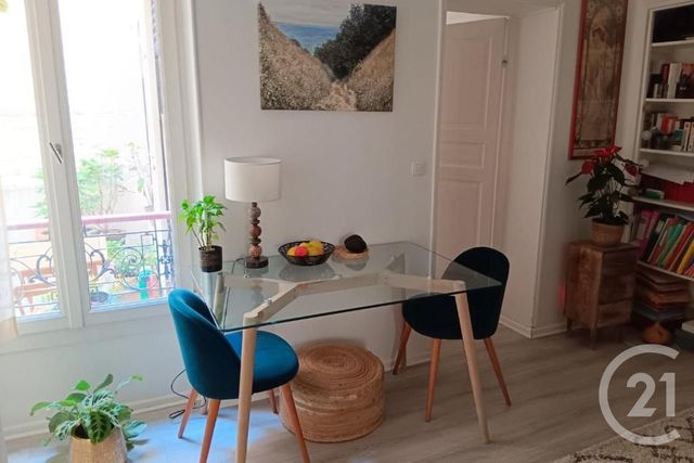 Appartement F2 à vendre - 2 pièces - 30.5 m2 - PARIS - 75018 - ILE-DE-FRANCE - Century 21 Joffrin Immobilier