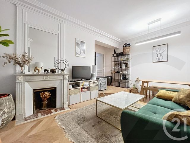 Appartement F2 à vendre - 2 pièces - 36.2 m2 - PARIS - 75018 - ILE-DE-FRANCE - Century 21 Joffrin Immobilier